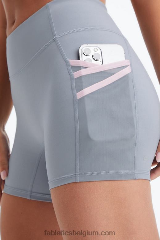 regenwolk/lavendel glans vrouwen trinity motion365 mid-rise 5'' short Fabletics LH20J363