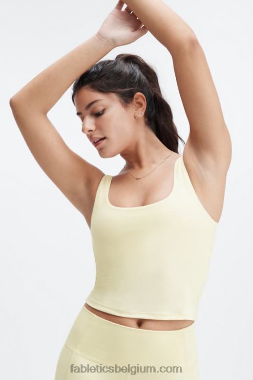 karnemelk vrouwen oasis twist ingebouwde beha tanktop Fabletics LH20J1499